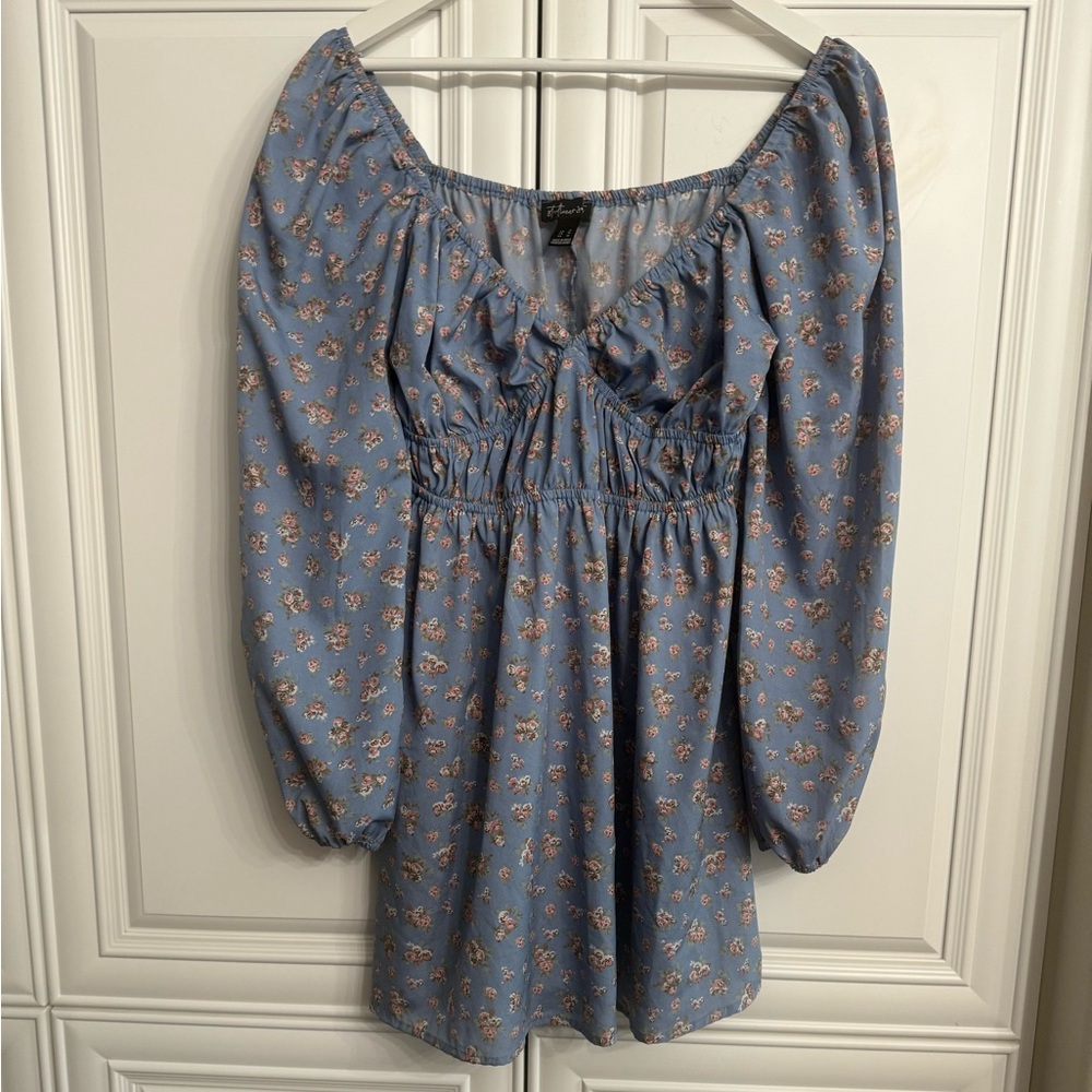 Streetwear Society Medium Blue Long Sleeve V-Neck Mini Dress w/Pink Floral Print